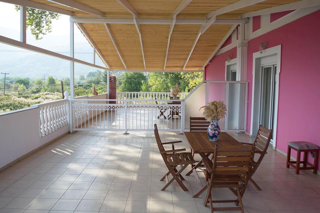 Nereids Apartments And Studios Chrisi Ammoudia Rum bild