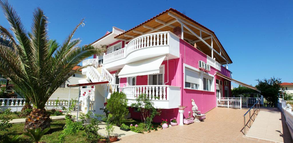 Nereids Apartments And Studios Chrisi Ammoudia Exteriör bild